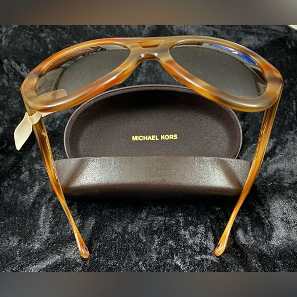 Michael Kors Sunglasses Kensington (MSK209) 135 Made in Italy NWT w/ Case main image 9